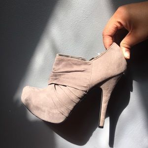 Grey Swede heels